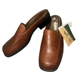 Thom McAn Brown Leather Slip-On Loafers